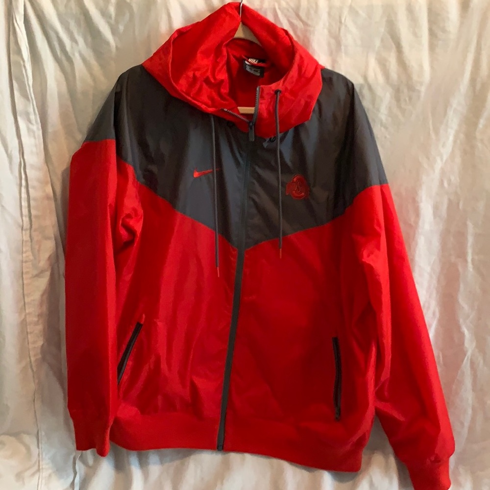 Ohio State windbreaker jacket good for a woman or man. Barely worn.